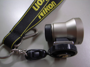 エツミ E-6117 アクセサリーシュー + Nikon携帯電話用ストラップ + CONTAX GF21mm