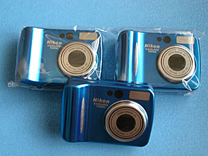 Nikon Coolpix5200型ブリキ缶