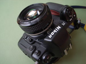 Nikon F100 + Ai Nikkor 50mm F1.2