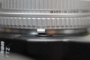 Nikon FTZ + Ai Nikkor 45mm F2.8P：Nikon D300s、Ai Micro-Nikkor 55mm f/2.8S、F2.8開放、1/320秒、ISO-AUTO(3200)、撮影倍率1/2倍、AWB、ピクチャーコントロール：ポートレート、マルチパターン測光、マニュアルフォーカス 、高感度ノイズ低減：標準、手持ち撮影